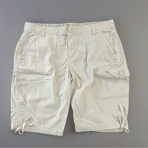 Women’s Casual Cargo Shorts in Light Beige Sz 10